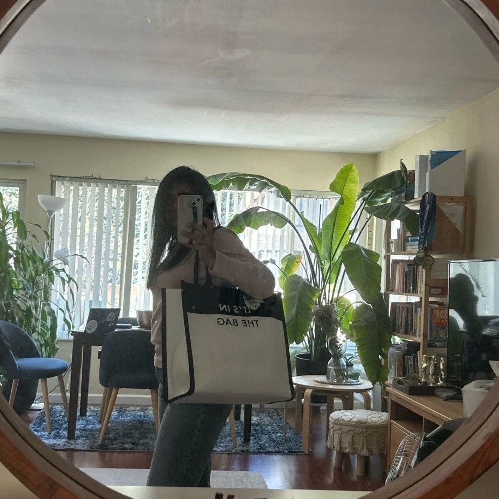 Kate Spade New York x Target Tote IT'S IN THE BAG Color Block White & BLack ❤️❤️ - Picture 7 of 8